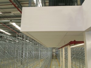 Mezzanine floor in distribution centre